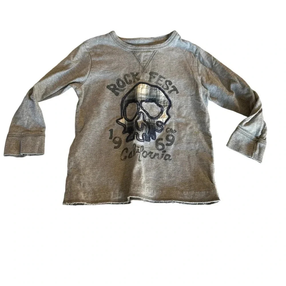 Gap boys 4T grey long sleeve shirt
